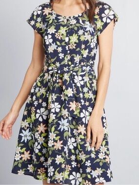 ModCloth Navy Blue Floral Cap Sleeve Tie-Back A- Line Dress M